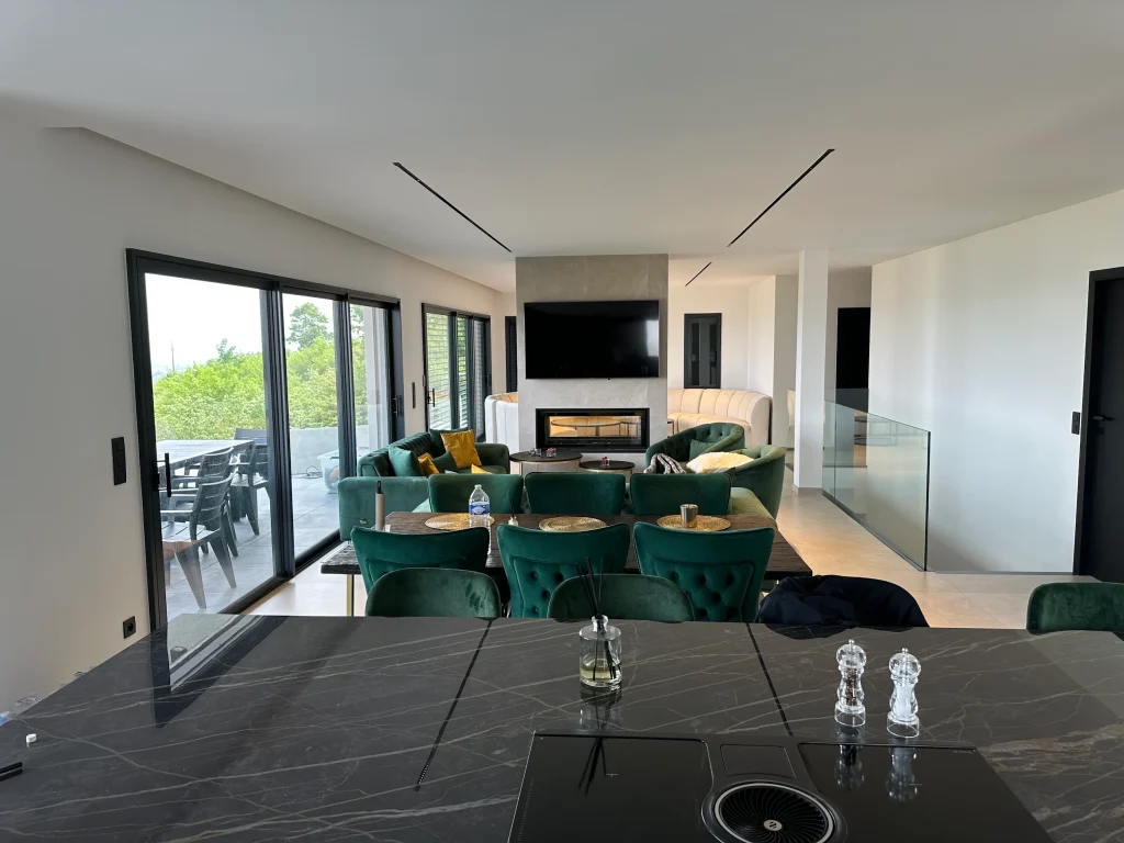 Électricien à Villefranche-sur-Saône – Installation, dépannage & climatisation.